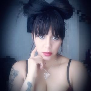 Meet your Posher, Flower